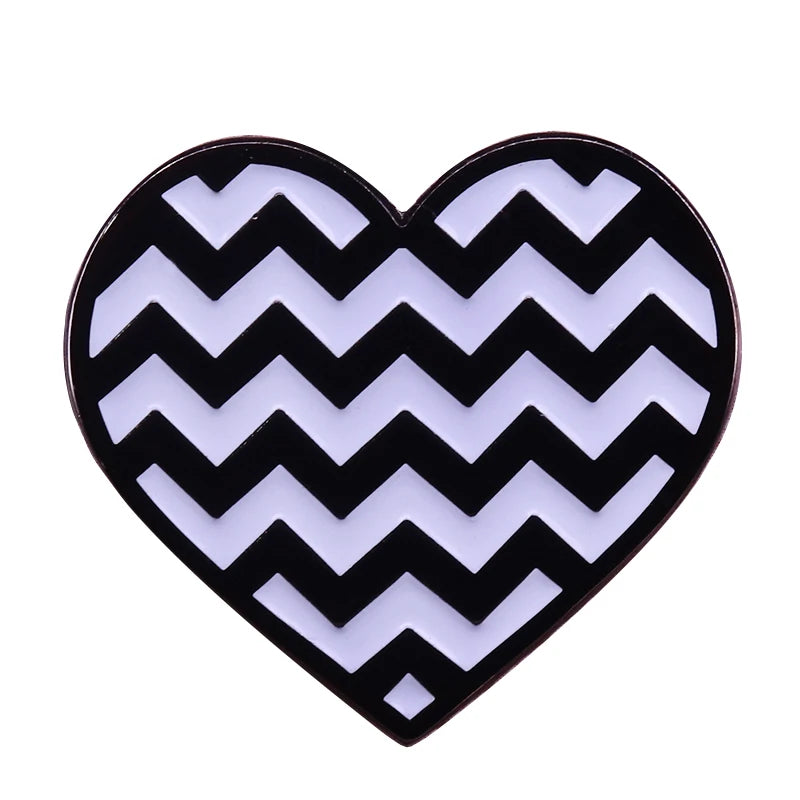 Twin Peaks Pin Damn Fine Double R Coffee Agent Cooper Diane Badge Shovel Black Lodge Owl Brooch David Lynch Movie Fans Addition