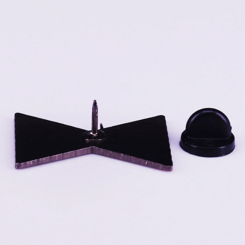 Twin Peaks Pin Damn Fine Double R Coffee Agent Cooper Diane Badge Shovel Black Lodge Owl Brooch David Lynch Movie Fans Addition